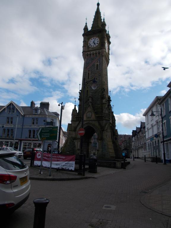 The White Lion Hotel Machynlleth Exterior foto
